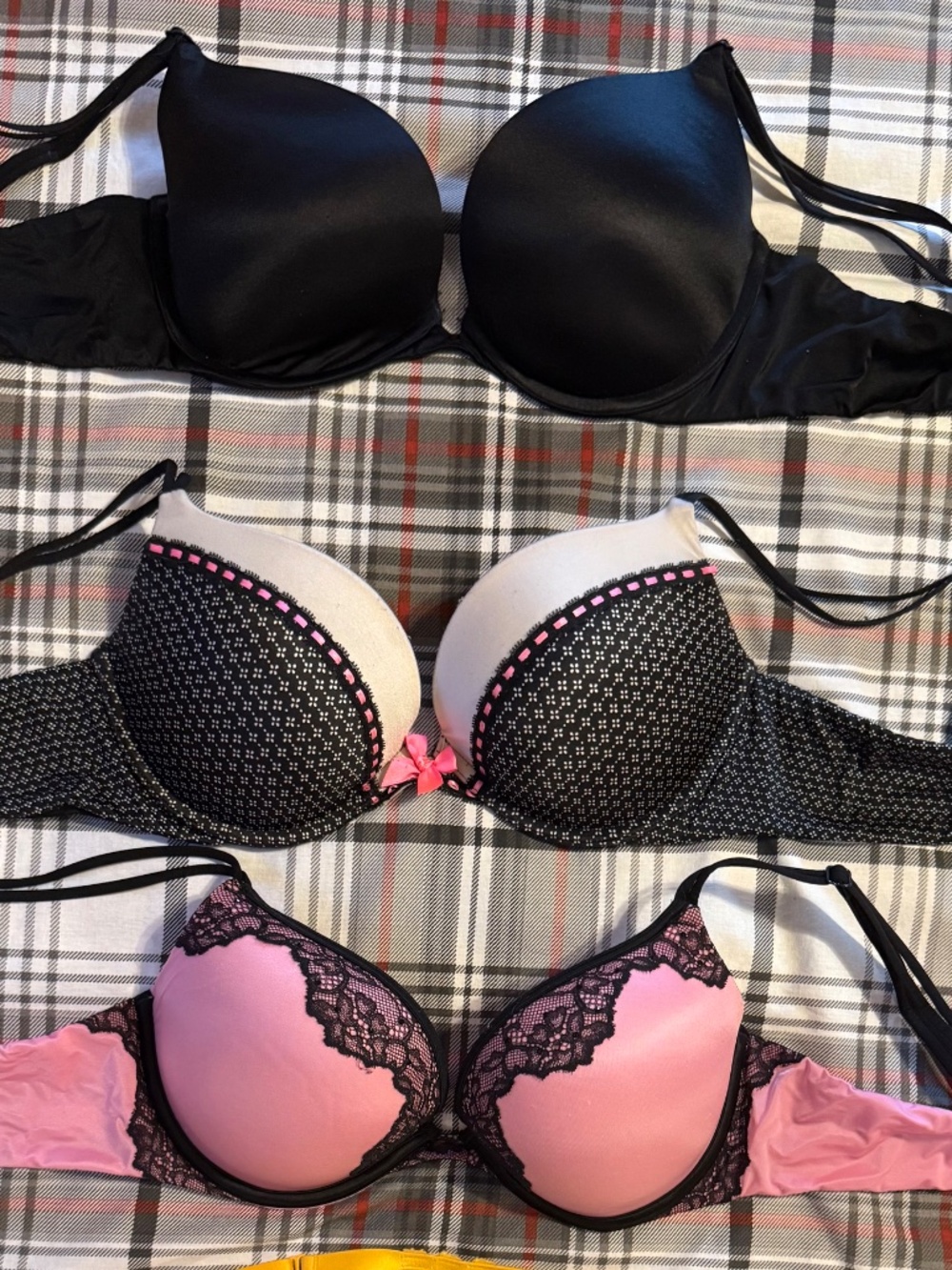 LOT- Very Sexy Push-up Bras